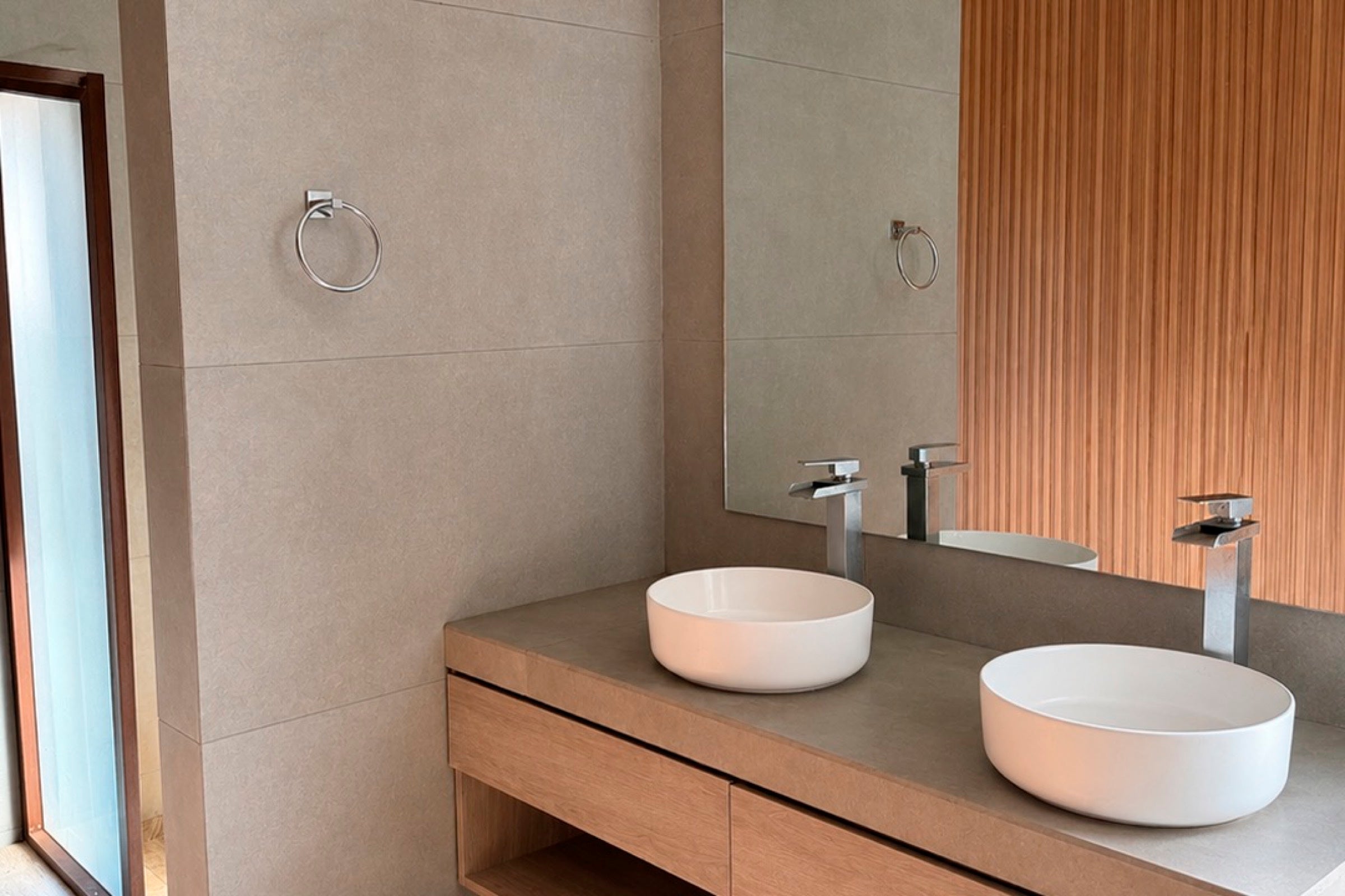 Baño terminado de casa modelo JP